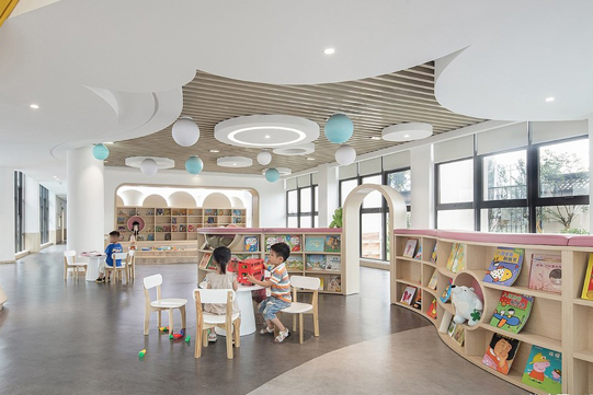 廣州設(shè)計裝修公司洞頭區(qū)靈昆幼兒園裝飾設(shè)計案例