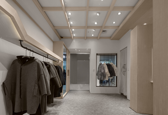 廣州店鋪設(shè)計公司初?白 服裝店鋪裝修設(shè)計案例