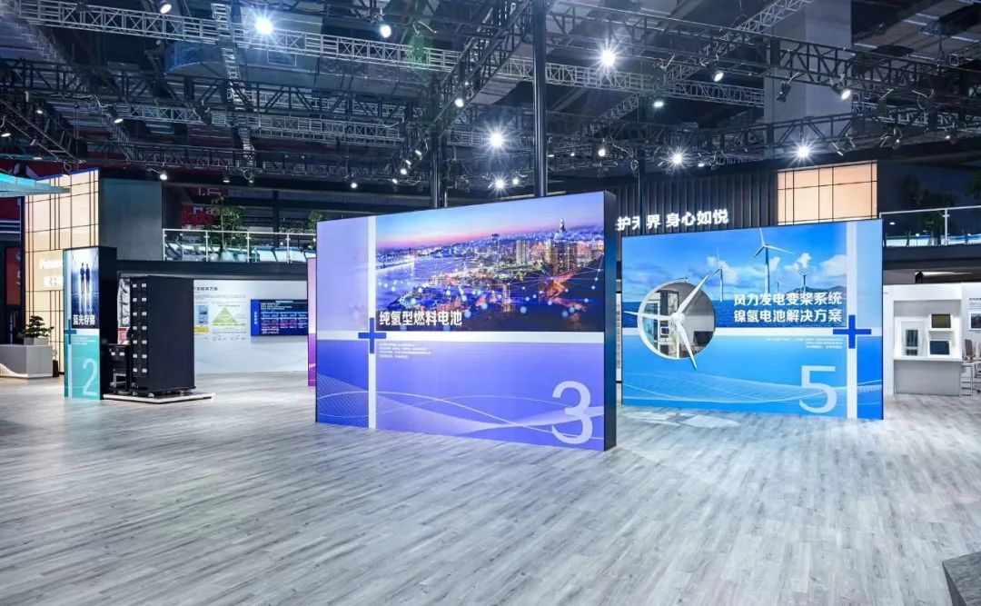 武漢展位設(shè)計(jì)搭建公司領(lǐng)你看最具有創(chuàng)意00家企業(yè)展臺(tái)的2023進(jìn)博會(huì)（松下展位）4